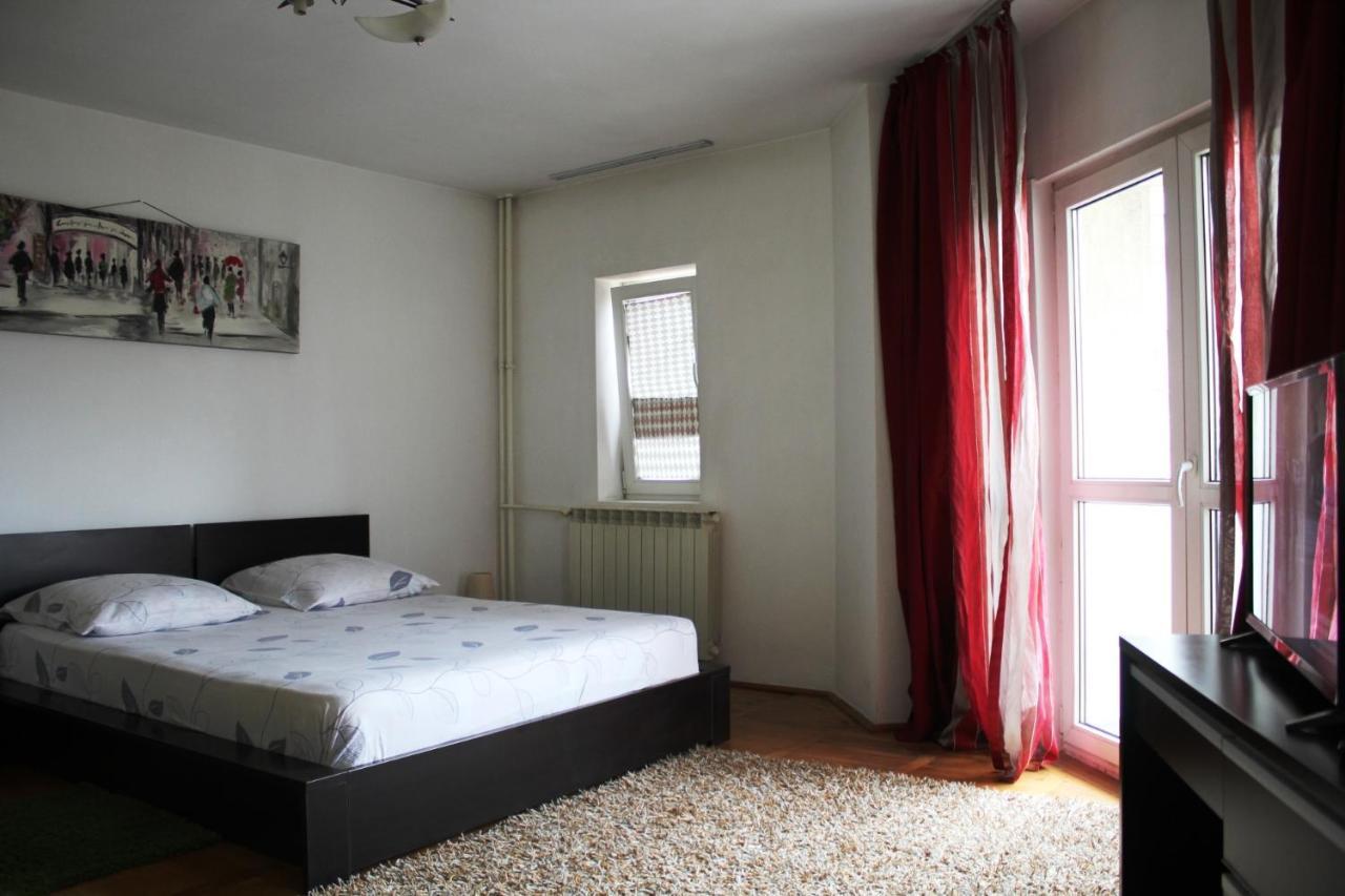Decebal 1 Premium Apartment Бухарест Экстерьер фото